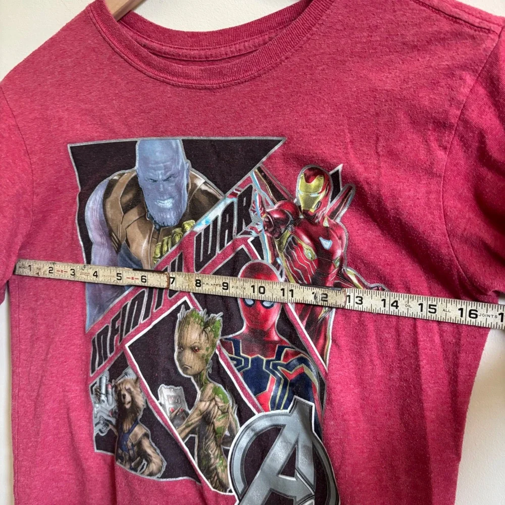 Marvel Avengers Infinity War Graphic T-Shirt Boys L 10/12 Red Thanos Iron Man